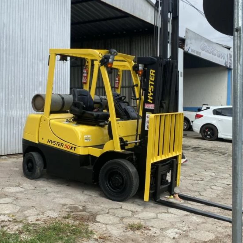 Empilhadeira Hyster ano 2023