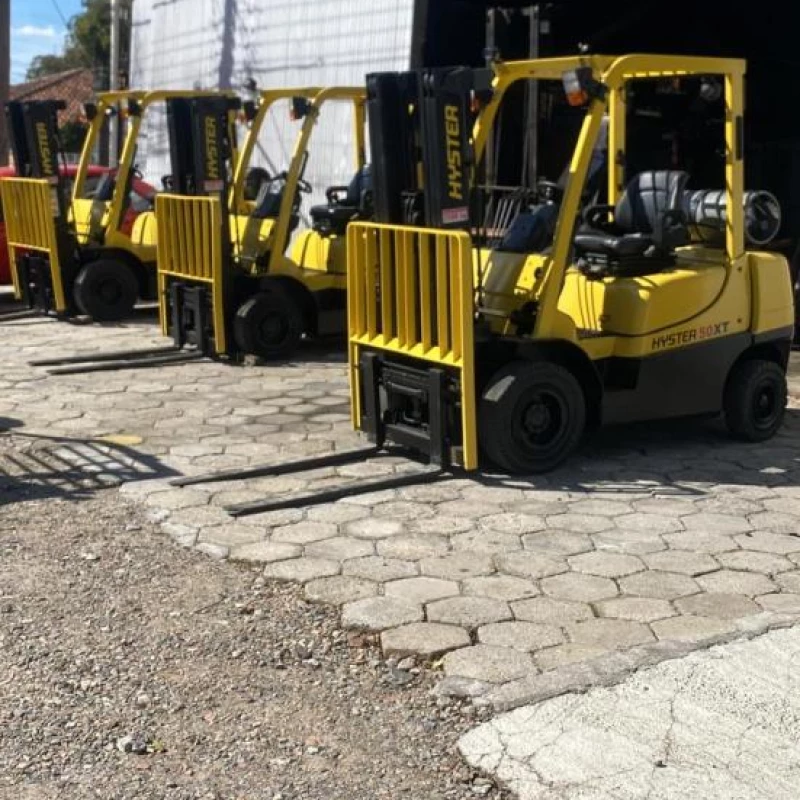 Empilhadeira Hyster ano 2023